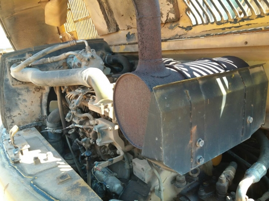 ขายรถแบคโฮ KOMATSU PC60-7 เอกสารอินวอย ระบบไฟเต็ม ราคา 550000