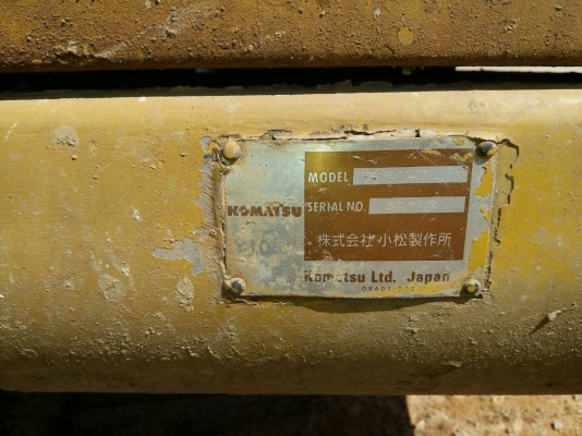 ขายรถแบคโฮ KOMATSU PC60-7 เอกสารอินวอย ระบบไฟเต็ม ราคา 550000