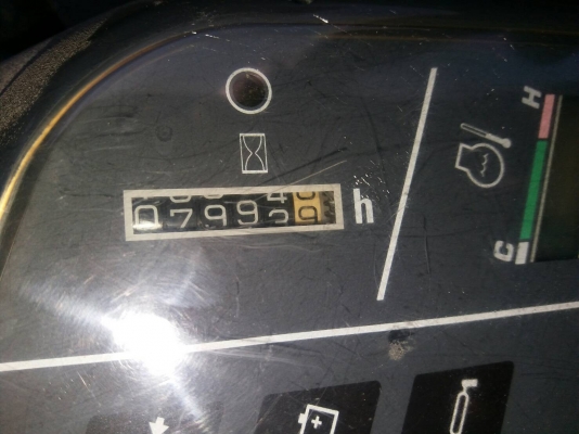ขายรถแบคโฮ KOMATSU PC60-7 เอกสารอินวอย ระบบไฟเต็ม ราคา 550000
