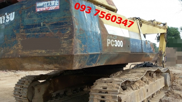 ขายรถแบคโฮ ติดไวโบร KOMATSU PC 300-5