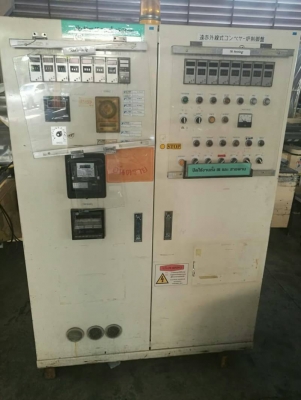 19,000บ.กทม.ส่ง500บ.083-2000058 LINE ID : line832923 ตู้ไฟควบคุมเครื่องจักรครบชุด หลักๆมี - หม้อแปลงไฟชนิด3เฟส ขนาด กำลัง 10 Kva. เข้า380-420V. ออก 200-220V. - หม้อแปลงชนิดเฟสเดียว เข้า 200-240 V. ออก 100-115V. - เบรคเกอร์ใหญ่ - เบรคเกอร์ควบคุมจุดต่างๆ 6ต