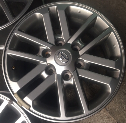 แม็ก Toyota Fortuner Champ ขอบ17 สีเทากัล แม็ก Toyota Fortuner Champ ขอบ17 สีเทากัล