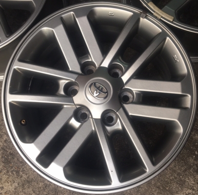 แม็ก Toyota Fortuner Champ ขอบ17 สีเทากัล แม็ก Toyota Fortuner Champ ขอบ17 สีเทากัล