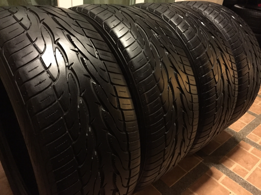 ยาง Toyo 265 50 20 ปลายปี14 พร้อมใช้งาน ราคาไม่แพง