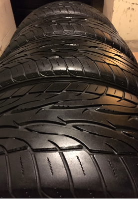 ยาง Toyo 265 50 20 ปลายปี14 พร้อมใช้งาน ราคาไม่แพง