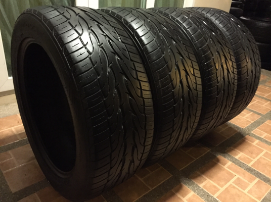 ยาง Toyo 265 50 20 ปลายปี14 พร้อมใช้งาน ราคาไม่แพง