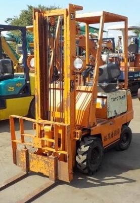 ขายรถโฟล์กลิฟท์ toyota 2fg9 เก่าญี่ปุ่น