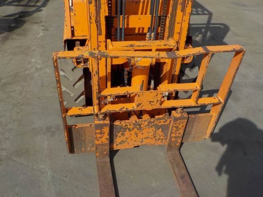 ขายรถโฟล์กลิฟท์ toyota 2fg9 เก่าญี่ปุ่น