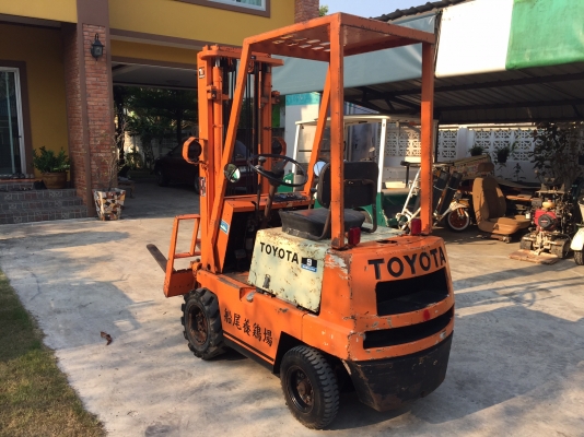 ขายรถโฟล์กลิฟท์ toyota 2fg9 เก่าญี่ปุ่น