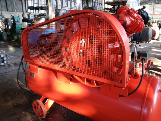 .....ขายปั้มลม sanco 5 แรง ของญี่ปุ่น สวยๆ พร้อมใช้งาน..... .....ขายปั้มลม sanco 5 แรง ของญี่ปุ่น สวยๆ พร้อมใช้งาน.....