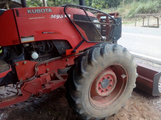 รถไถ KUBOTA M9540 สนใจติดต่อ 081 - 6079515 รถไถ KUBOTA M9540 สนใจติดต่อ 081 - 6079515