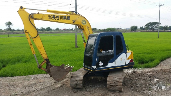 ขายรถแบคโฮ KOBELCO SK60-/// เอกสารอินวอย ราคา 550000