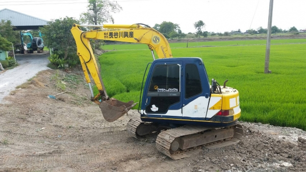ขายรถแบคโฮ KOBELCO SK60-/// เอกสารอินวอย ราคา 550000