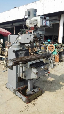 ** SOLD ** มิลลิ่ง M4 ใต้หวัน เครื่องสวยคอแน่นโต้ะเนียนมีฟีดพร้อมใช้ ** SOLD ** มิลลิ่ง M4 ใต้หวัน เครื่องสวยคอแน่นโต้ะเนียนมีฟีดพร้อมใช้