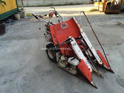 ราคาพิเศษ 27,000 บาท!! รถเกี่ยวข้าวเดินตามKUBOTA HE50A  รหัสสินค้า : 80904406 www.nihonmono.com