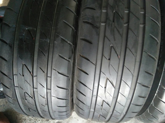 215/50R17 BRIDGESTONE ECOPIA EP200 ปี14 มี 2 เส้น tel. 081-427-3941 215/50R17 BRIDGESTONE ECOPIA EP200 ปี14 มี 2 เส้น tel. 081-427-3941