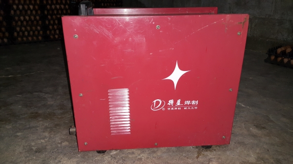 ขายตู้เชื่อม ไฟ 3 เฟส zx7 315(ขอบคุณพี่อานนท์ จากกรุงเทพ)