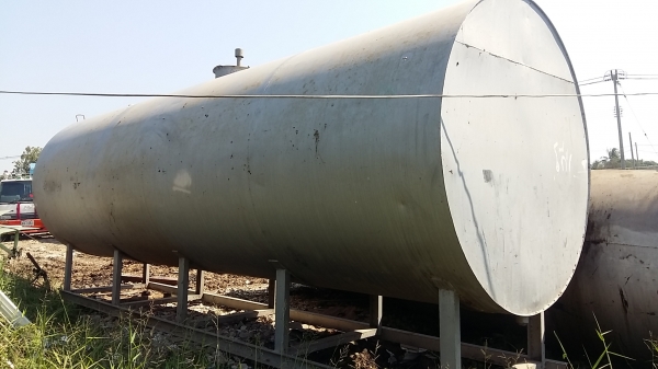 ขายถังน้ำมัน มือสอง 18000ลิตร หนา 4มิล กว้าง 1.94ม.ยาว 6.14ม. พร้อมทาสีล้างข้างในใหเสร็จค่ะ 75000 บาท