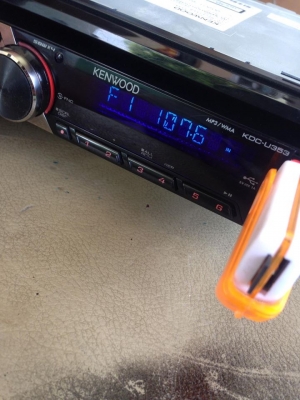ฟร้อน KENWOOD KDC-U353 มือสองสภาพสวยมาก เล่น usb,cd,mp3 เสียงดีมาก ใช้งานปกติทุกอย่าง ขาย 1750 บาท สนใจ0892425454 อยู่สระบุรีส่งได้ ฟร้อน KENWOOD KDC-U353 มือสองสภาพสวยมาก เล่น usb,cd,mp3 เสียงดีมาก ใช้งานปกติทุกอย่าง ขาย 1750 บาท สนใจ0892425454 อยู่สระบุรีส่งได้
