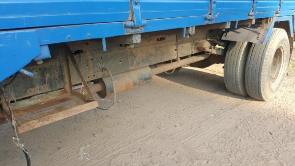 ขาย6ล้อโดยสารอีซูซุ TL85แรงยาว4.30เมตร เอกสารครบภาษีเต็ม หลังคากระจก