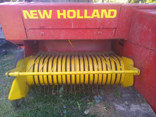 เครื่องอัดฟาง นิวฮอลแลน ใหม่ๆสวยๆพร้อมใช้ อัดดีก้อนสวย น่าใช้