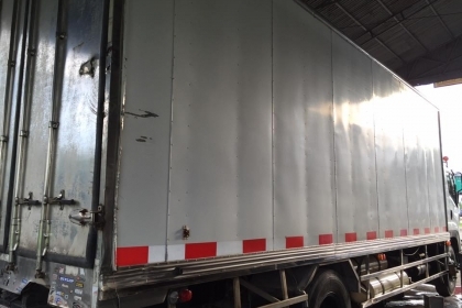 ขายISUZU DECA FTR240 cng ยาว7.5 เมตรติดตู้เย็น FORMULAR ปี56 1190000