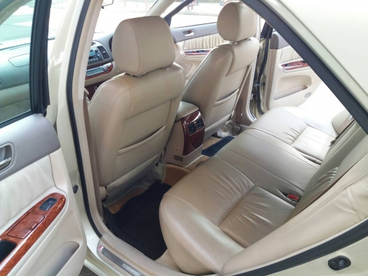 toyota camry 2.4g สีทอง ปี2002 รถมือเดียวไม่เคยติดแก๊ส