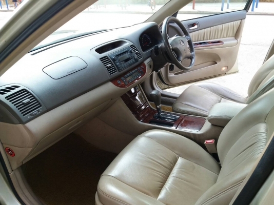 toyota camry 2.4g สีทอง ปี2002 รถมือเดียวไม่เคยติดแก๊ส