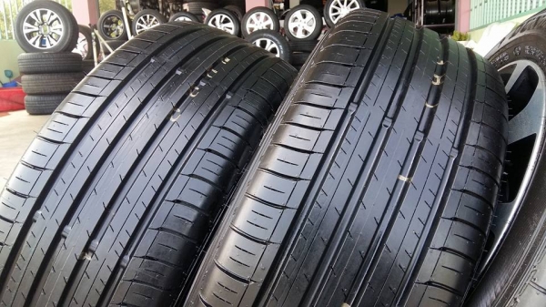 ขายล้อแม็กป้ายแดง honda civic fc 16" ยางปี16 สนใจติดต่อ ก.เจริญการยางครับ 081-3747940