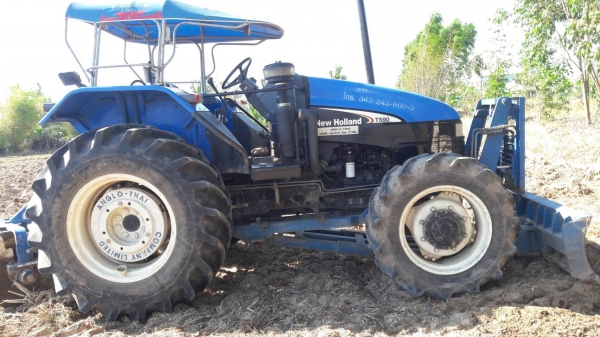 ขายฟอร์ดTS90 เกียร์ข้างกรองใหญ่ พร้อมเล่มทะเบียน พร้อมใช้งาน