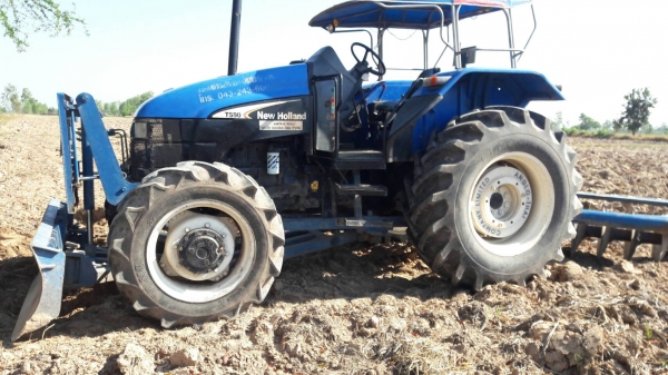 ขายฟอร์ดTS90 เกียร์ข้างกรองใหญ่ พร้อมเล่มทะเบียน พร้อมใช้งาน