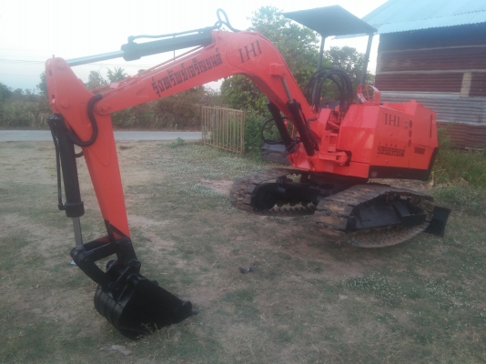 ขายรถแมคโฮ  IHI  เก่านอกแท้  ขนาดเท่า pc20 เครื่อง2สูบ