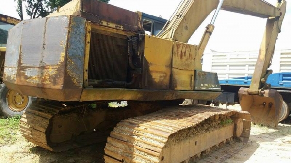KOMATSU PC200-3 เครื่องดี ปั้มดี บูมอาร์ม ไม่มีร้าว รถพร้อมใช้งาน ยังใช้งานอยู่ ราคาต่อรองได้ สนใจติ KOMATSU PC200-3 เครื่องดี ปั้มดี บูมอาร์ม ไม่มีร้าว รถพร้อมใช้งาน ยังใช้งานอยู่ ราคาต่อรองได้ สนใจติ