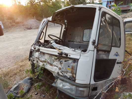 หัวเก๋ง รถชน ขายตามสภาพ ไม่มีผุ หัวเก๋ง รถชน ขายตามสภาพ ไม่มีผุ