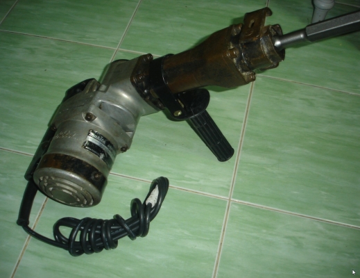 ขายสกัดไฟฟ้า (แย็ก) makita รุ่น HM1201