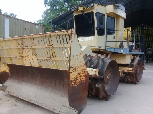 ขายรถบดล้อหนาม B0MXG BC 571 PB สวยพร้อมไช้สภาพ 90 \% เอกสารทะเบียน ขายรถบดล้อหนาม B0MXG BC 571 PB สวยพร้อมไช้สภาพ 90 \% เอกสารทะเบียน