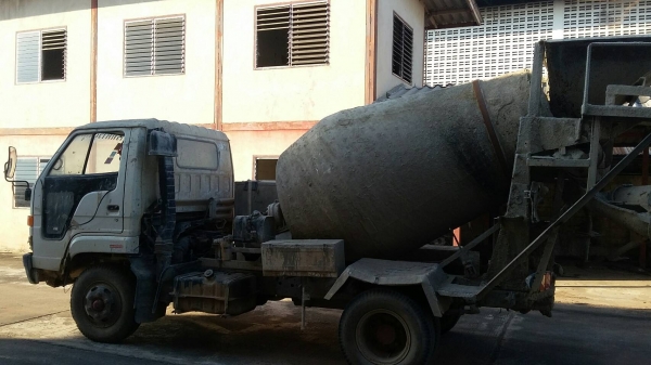 ขายรถโม่ปูน 6 ล้อ ISUZU 195 แรง FRR สภาพพร้อมไช้ทะเบียนเต็ม