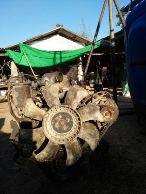 ขายเครื่อง อีซูซุ 6bb1 เครื่องหลวม ไม่มีเอกสาร อุปกรตามรูปเลยครับ