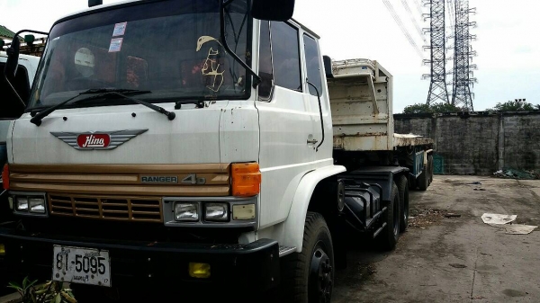 ขาย hino FM221 เครื่อง EM100 220แรงม้าพร้อมหาง3เพลา