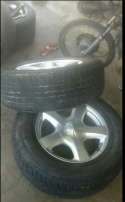 max all new ขอบ 17 พร้อม ยางทั้งชุดปี 14