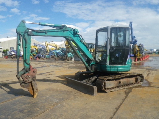 Komatsu PC40MR-1 ตู้เก๋ง เก่าญี่ปุ่น แทรคเหล็ก