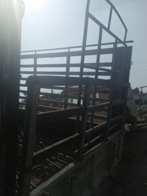 ขายด่วน กระบะคอกสูงยาว 7.20 ซม.