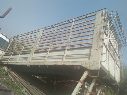 ขายด่วน กระบะคอกสูงยาว 7.20 ซม.