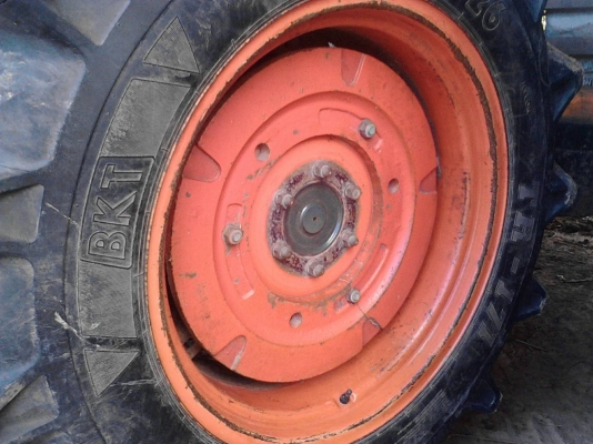 รถไถ 45 แรง ปึ 51 เครื่องแห้งดี พร้อมลุยงาน อุปกร 3 ชิ้น ราคา เบาฯฯ 240000 บาท ดูรถ ที จ. ศรีสะเกษ วันทูคอล 098 6683-479 dtac 094 283-9369 สิทธิ์ คับ รถไถ 45 แรง ปึ 51 เครื่องแห้งดี พร้อมลุยงาน อุปกร 3 ชิ้น ราคา เบาฯฯ 240000 บาท ดูรถ ที จ. ศรีสะเกษ วันทูคอล 098 6683-479 dtac 094 283-9369 สิทธิ์ คับ