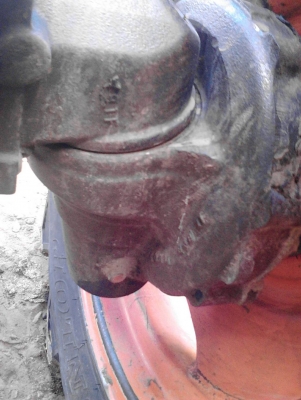 รถไถ 45  แรง ปึ 51   เครื่องแห้งดี  พร้อมลุยงาน อุปกร  3 ชิ้น  ราคา  เบาฯฯ  240000 บาท    ดูรถ ที จ. ศรีสะเกษ    วันทูคอล 098 6683-479 dtac 094 283-9369  สิทธิ์ คับ