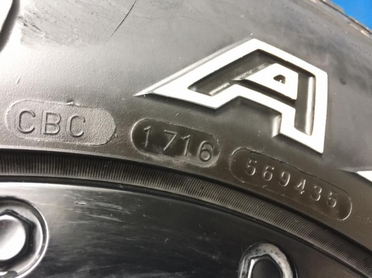 ล้อหยดน้ำ 16x9 ออฟ 0 ยาง Maxxis A/T 265/70/16 ปี16 ทั้งชุดลดเหลือ18500