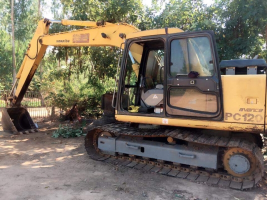 ขาย 895,000 KOMATSU pc 120-6 ZE JAPAN  เครื่องดี ปั้มแรง เอวแน่น ช่วงล่างเต็ม แอร์เย็น เอกสารอินวอยท์ รถอยู่ มหาสารคาม 090-772-3710 090-772-3708