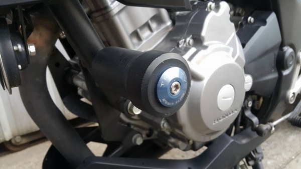 CB300F ราคา PCX ปี 2557 เครื่องเดิมขี่นิ่ม พร้อมใช้งานไม่ล้มชนแปะ