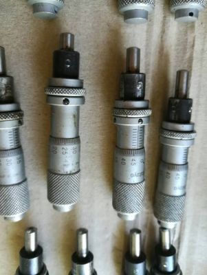 ขายอันละ120บาทส่งฟรีโทร083-2000058 ไมโครมิเตอร์Mitutoyoวัดชิ้นงานแบบละเอียด0.01mmระยะเลื่อน0-15mm สวมรูเครื่องสำหรับยึดติดกับเครื่องจักรที่ต้องการวัด ใช้ทำแท่นเพื่อวัดชิ้นงานได้(มีสองแแบบราคาเดียว อันละ 120บาท)