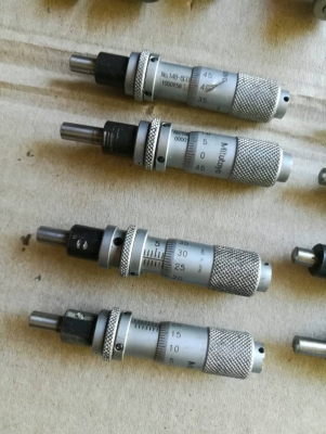 ขายอันละ120บาทส่งฟรีโทร083-2000058 ไมโครมิเตอร์Mitutoyoวัดชิ้นงานแบบละเอียด0.01mmระยะเลื่อน0-15mm สวมรูเครื่องสำหรับยึดติดกับเครื่องจักรที่ต้องการวัด ใช้ทำแท่นเพื่อวัดชิ้นงานได้(มีสองแแบบราคาเดียว อันละ 120บาท)